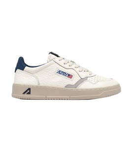 Autry - Footwear - medalist low in leather ensign blue and peroscope