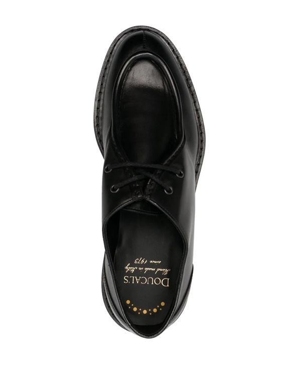 SCARPE STRINGATE IN PELLE A DUE FORI NERO Doucal's Scarpe Sneakers