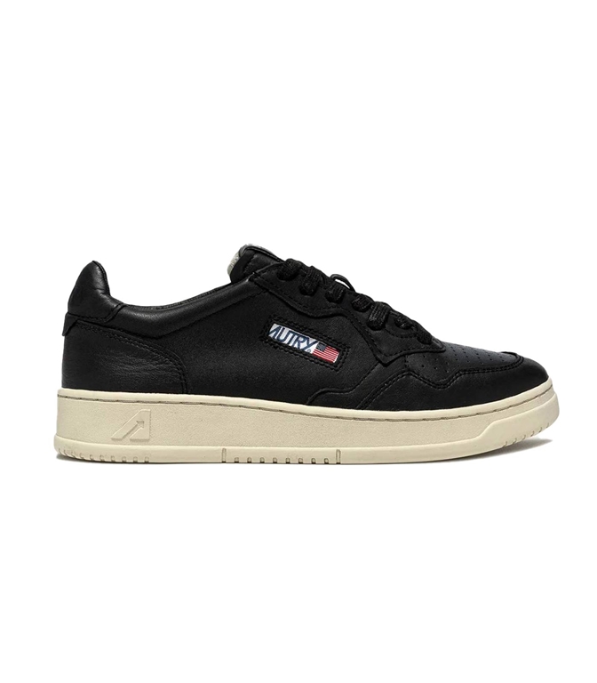 Autry - Scarpe - Sneakers - MEDALIST LOW IN NAPPA NERA SUPER SOFT