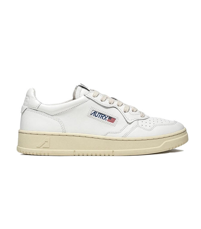 Autry - Scarpe - Sneakers - SNEAKERS MEDALIST LOW IN PELLE BIANCA